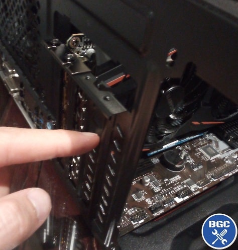 remove-rear-case-bracket-for-pcie-card.jpg remove-rear-case-bracket-for-pcie-card.jpg